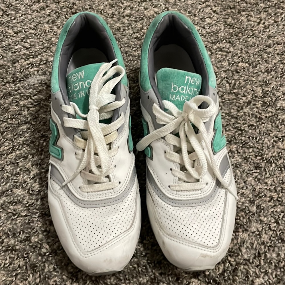 New balance shoes.